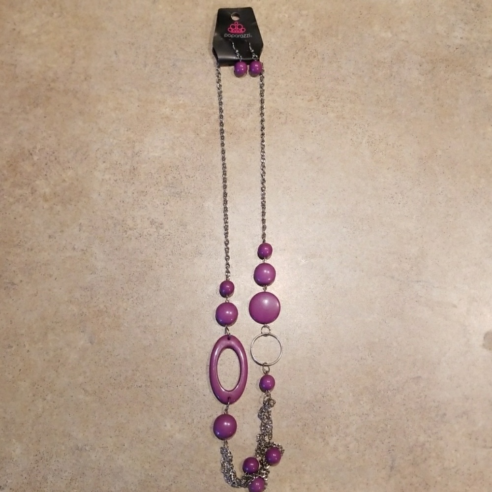 Paparazzi Necklace and Earrings Set